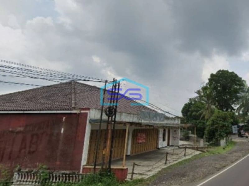 Dijual Tanah & Bangunan Pinggir Jalan Raya di Cimalaka, Sumedang Luas Tanah 1417m2