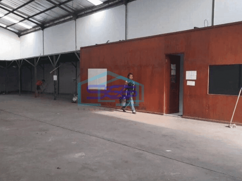 Dijual Gudang split level di Tegal Alur