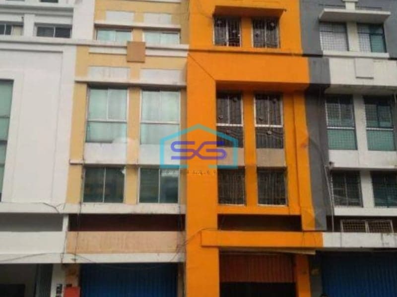 Disewakan Ruko di Mega Grosir Cempaka Mas Jakarta Pusat LB 227m2