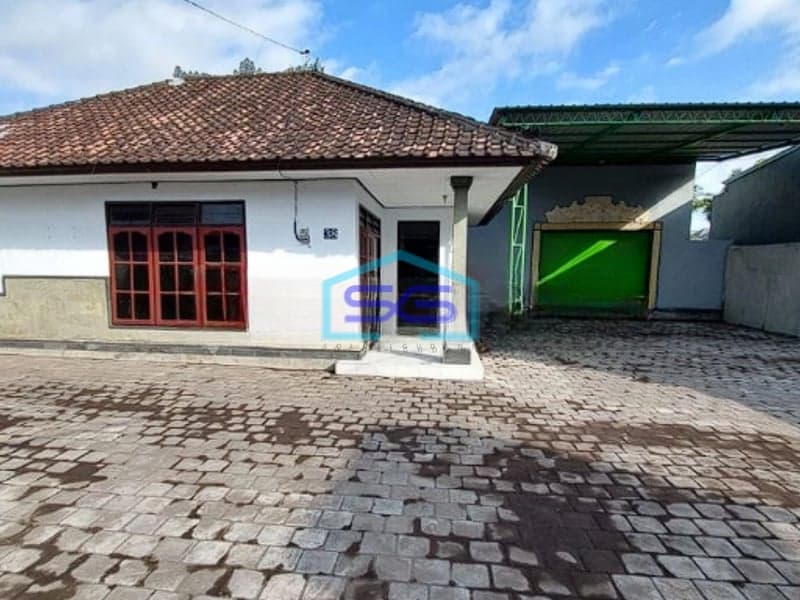 Disewakan Gudang Tempat Usaha di Jalan Utama Sesetan Denpasar Bali LB 300m2