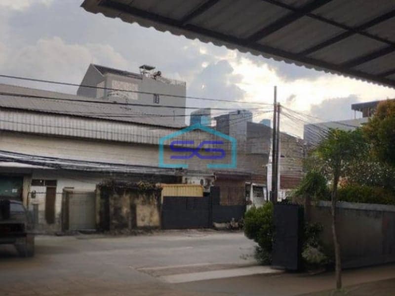 Disewakan Ruko di Pinggir Jalan Tomang Jakarta Barat