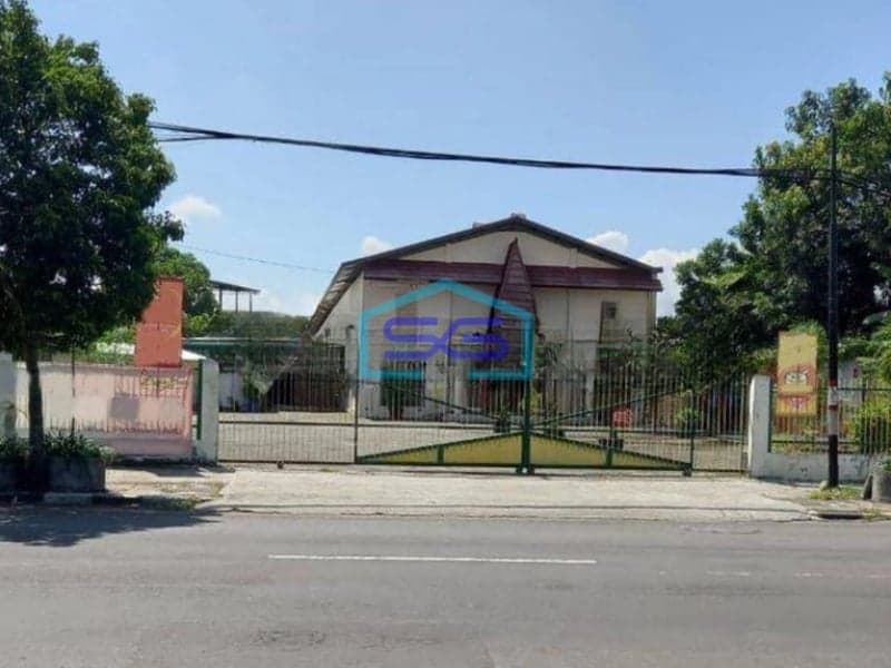 Disewakan Ruang Usaha Murah Area Mantrijeron Yogyakarta LT 1919m2