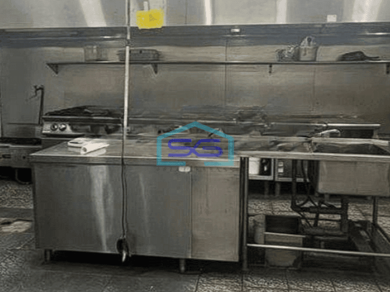 Dijual gudang gandeng 504m2 di Kamal