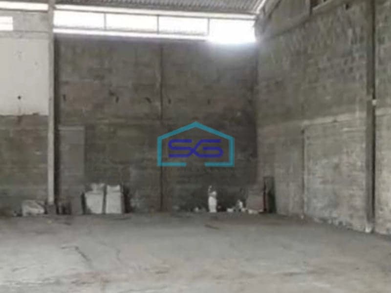 Disewakan Gudang Akses Container 40 feet Luas Bangunan  600 m²  di Jurumudi Tangerang