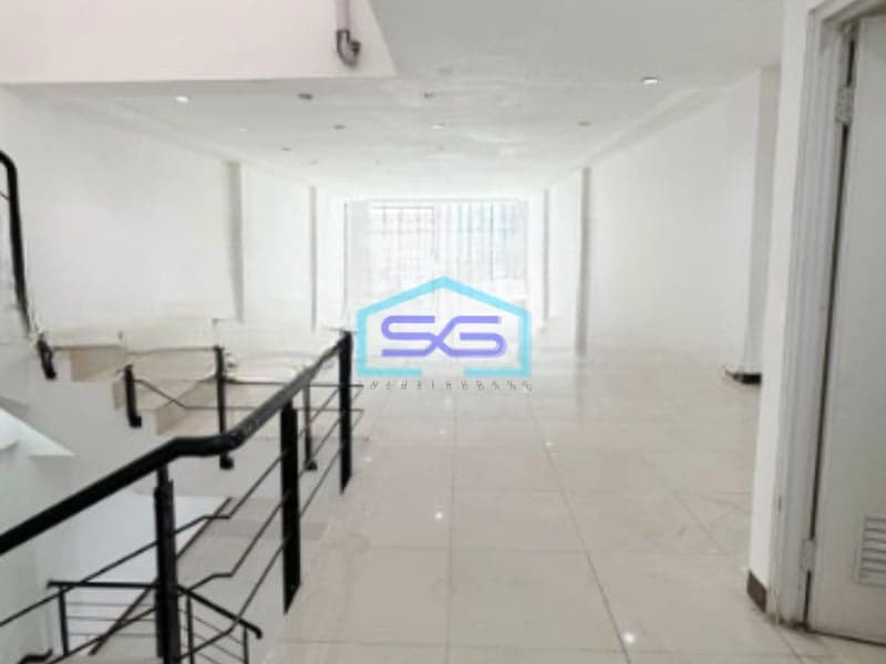 Dijual Ruko Luas Bangunan 800 m² Lokasi Tangerang