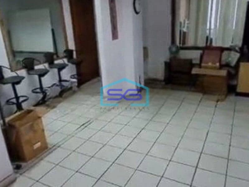 Disewakan Ruko Gandeng dekat Stasiun KA dan Pintu Tol Kemayoran Jakarta Pusat LB 1000m2