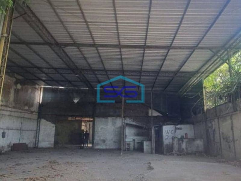 Disewakan Ruang Usaha Strategis Dengan Luas 1000m2 Lokasi Nusukan,solo