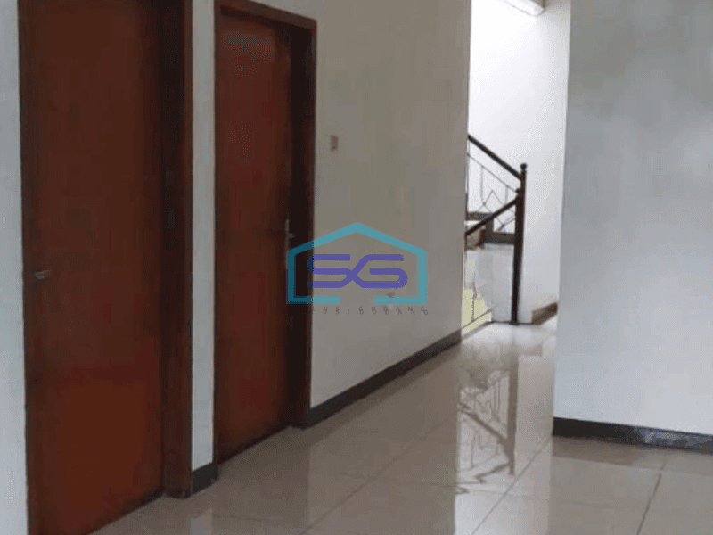 Dijual Ruko di Cibeunying Kidul Bandung Luas Bangunan  180 m² Lokasi Strategis dan Ramai