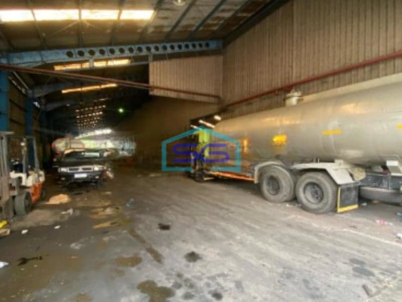 Disewakan Gudang Lokasi Strategis, Bebas Banjir, Akses Tol, Kantong Parkir Luas Karawaci Tangerang LB 3360m2