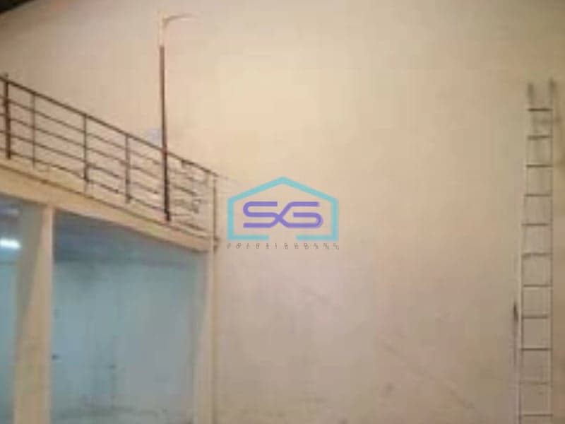 Disewakan Gudang Ada Kantor Luas Bangunan  350 m² Lokasi Bebas Banjir di Jakarta Barat