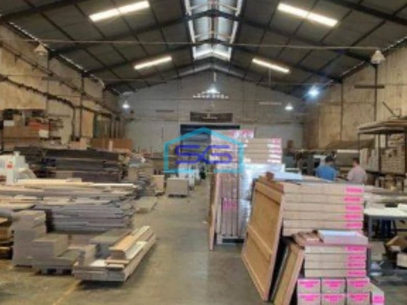 Disewakan Gudang Gandeng 3 di Dadap Tangerang Ada 3 unit Luas Tanah 1200m2