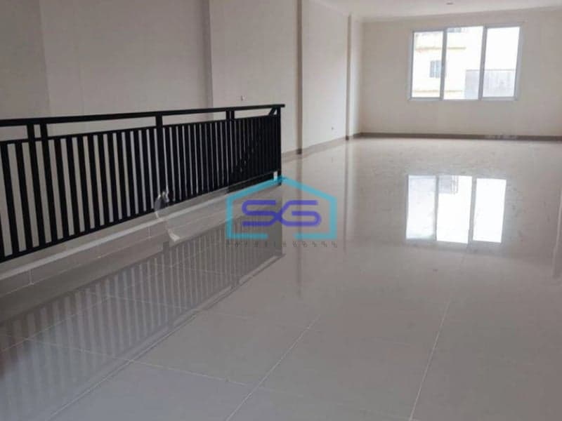 Disewakan 2 Ruko Gandeng Lokasi Karang Tengah Tangerang Luas 600m2