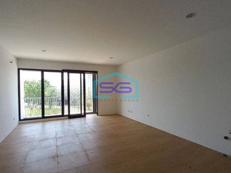 Disewakan Ruko Uptown 3 Lantai Di Lokasi Strategis Kawasan Lippo Cikarang LB 150m2