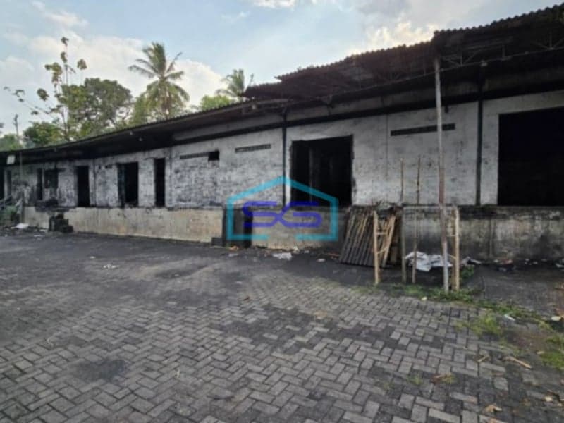 Disewakan Gudang Butuh Renovasi Sangat Cocok Untuk Pabrik di Ungaran Semarang LB 400m2