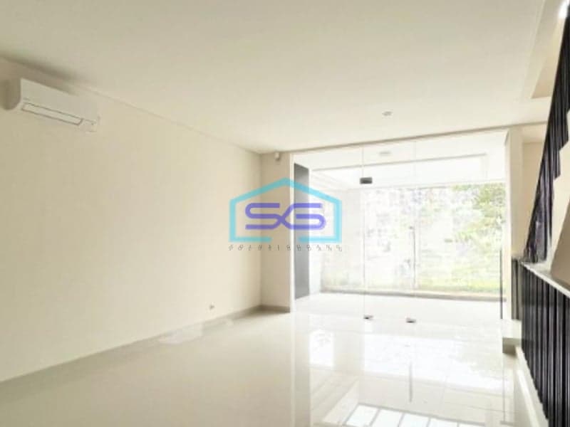 Disewakan Ruko 3 Lantai Luas Tanah 120 m² Lokasi di Gading Serpong Tangerang
