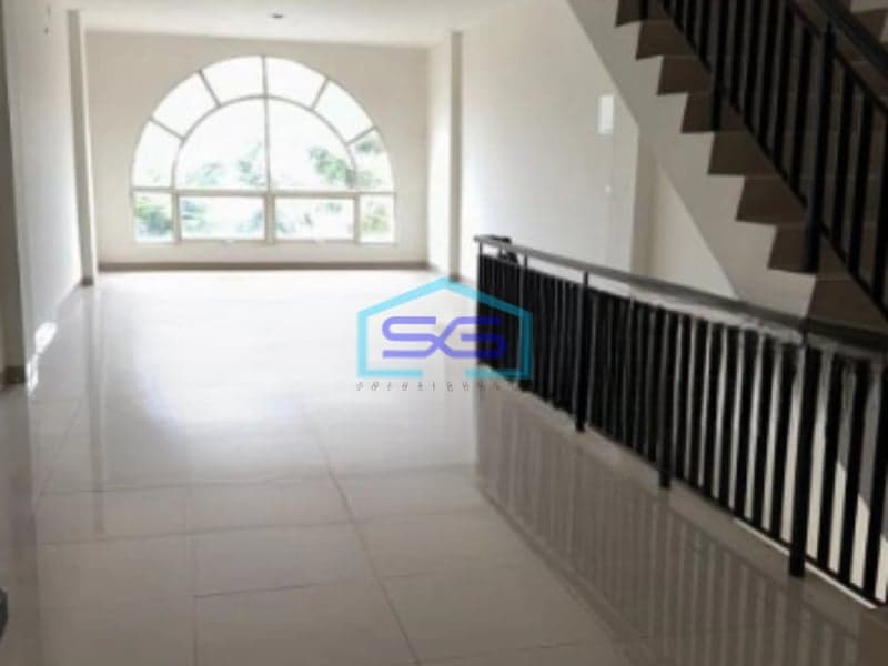 Disewakan Ruko 1 Lantai Luas Bangunan  270 m² Lokasi Pantai Indah Kapuk Jakarta Utara