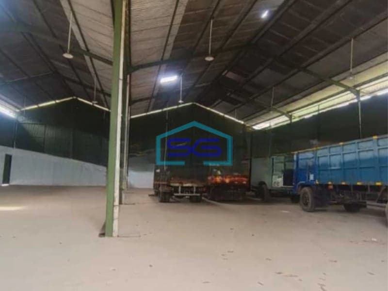 Disewakan Gudang Luas Tanah  1000 m² Akses Container 40 Feet di Cileungsi Bogor
