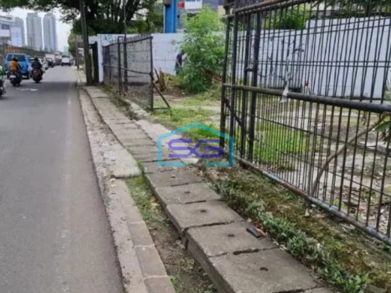 Dijual Tanah Komersial Strategis di Arjuna Selatan Jakarta Barat LT 1218m2