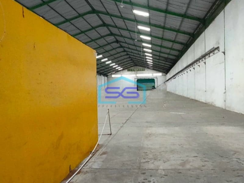 Disewakan Gudang Siap Pakai Luas Bangunan 2112m² di Kota Makassar