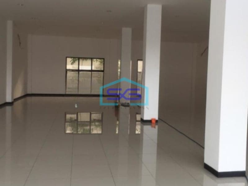 Dijual Ruko Luas Bangunan 744 m² Lokasi Serpong Tangerang Selatan