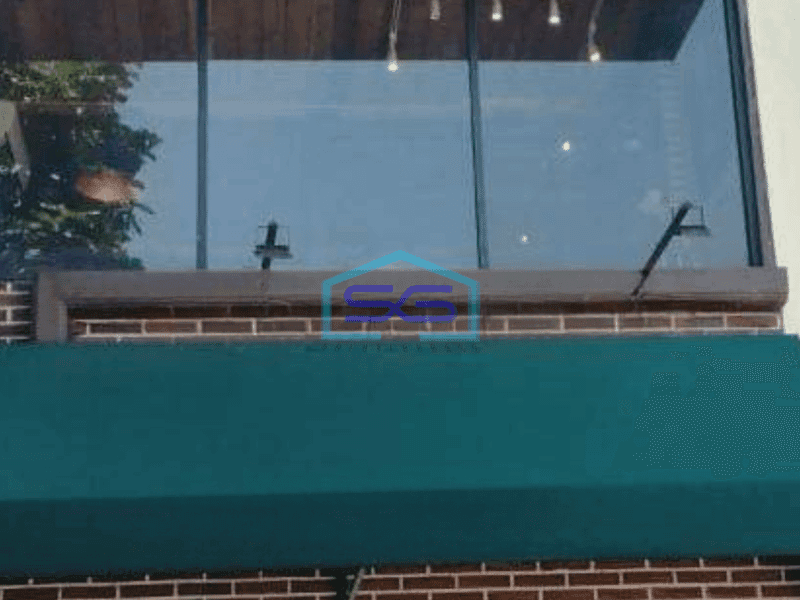 Dijual Ruko 3 Lantai Ex Cafe Luas Bangunan 245 m² di Daan Mogot Jakarta Barat