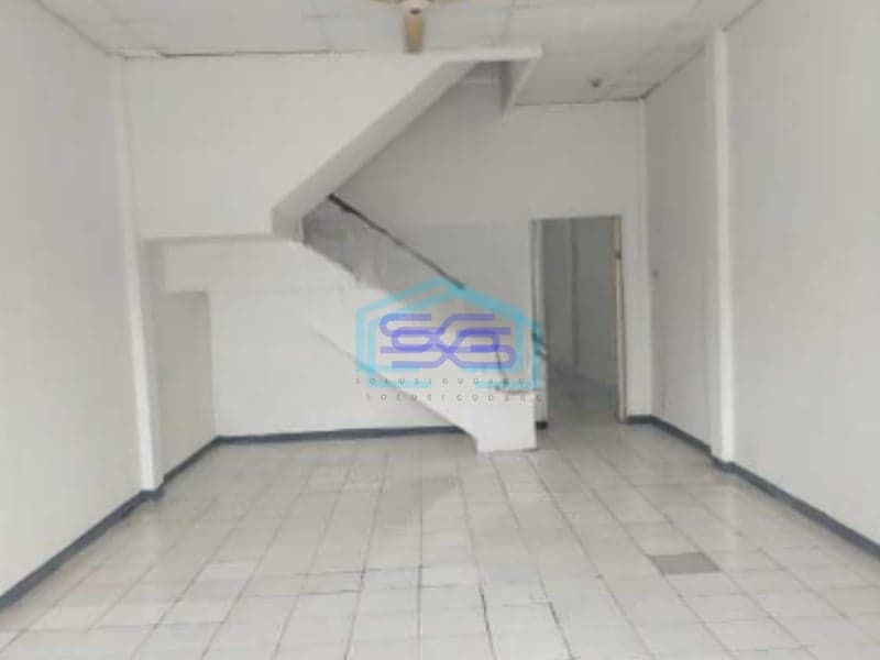 Dijual Ruko Santa Monica Paramount Gading Serpong Tangerang Luas Bangunan  110 m²