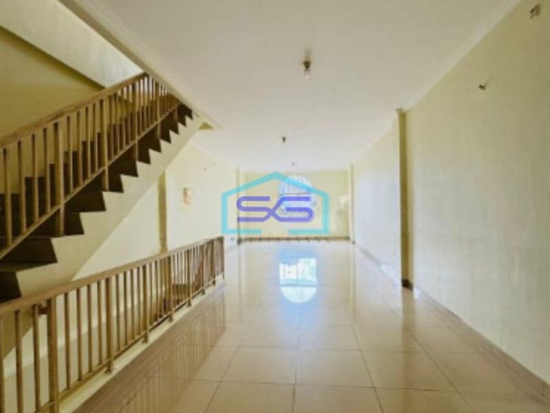 Disewakan Ruko Sentra Niaga Jakarta Barat LB 250m2 Bangunan 3,5 Lantai Siap Huni