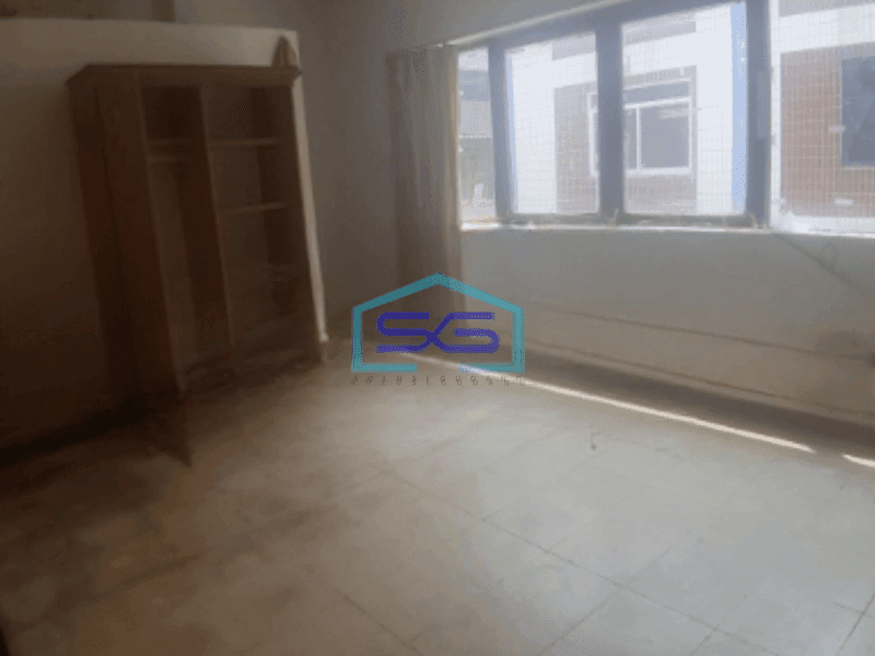 Dijual Ruko Luas Bangunan 300 m² di Gajah Mada Jakarta Pusat