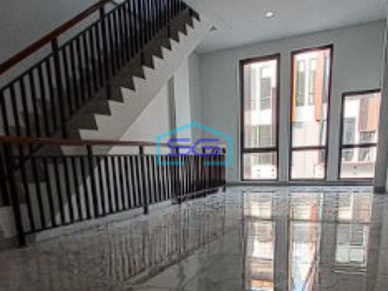 Disewakan Ruko 3 Lantai di Baru BSD Tangerang Luas Bangunan 200m2