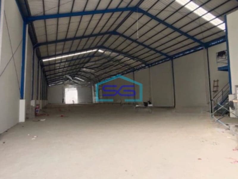 Disewakan Gudang Dan Office Di Kawasan Deltasilicon Cikarang Bekasi LT 1710m2