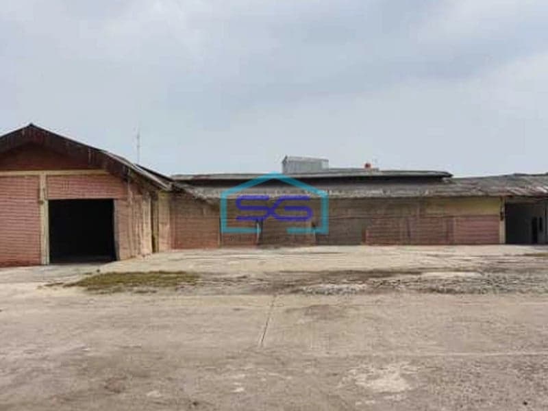 Disewakan Gudang Strategis Pinggir Jalan Raya Plumpang Semper Jakarta Utara LB 550m2