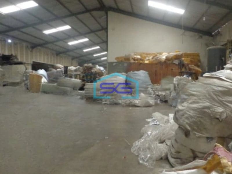 Dijual Pabrik Kondisi Bagus Bisa Masuk Kontainer 40 Feet di Babakan Ciparay Bandung LT 4153m2