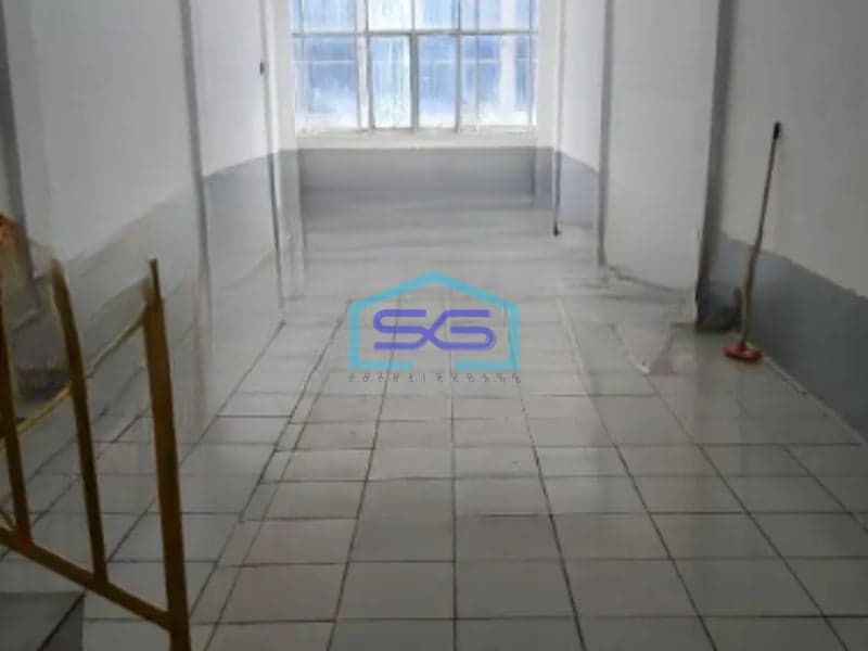 Disewakan Ruko 3 Lantai Luas Bangunan 184 m² Lokasi Kalideres Jakarta Barat