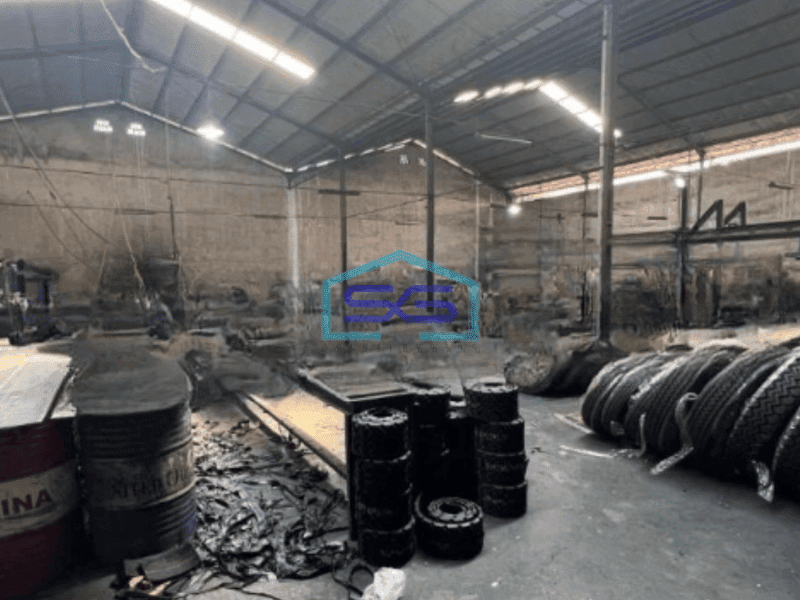 Dijual Gudang Lokasi Tidak Banjir Ex Pabrik Ban Luas Bangunan 1777 m² di Dadap Tangerang