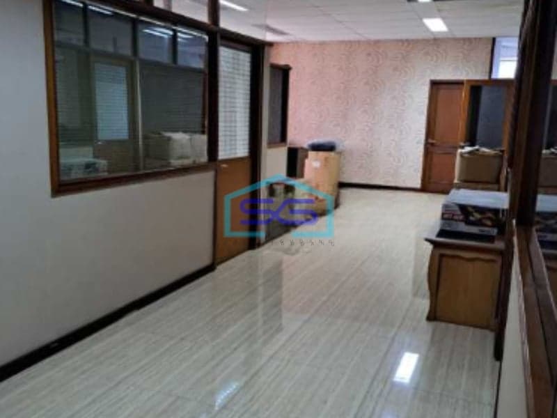 Dijual Ruko di Tomang Jakarta Barat Luas Bangunan 392m2 Tempat Strategis