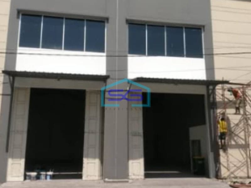 Disewakan 2 Gudang jejer Baru Kawasan Pergudangan Driyorejo Gresik Jawa Timur Luas Bangunan 330m2