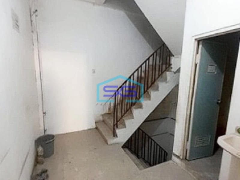 Dijual Ruko Siap Pakai Akses Jalan Besar Strategis di P. Jayakarta Jakarta Pusat