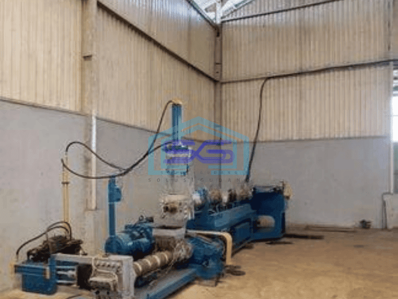 Dijual Gudang Butuh Renov Tipis di Dadap Tangerang