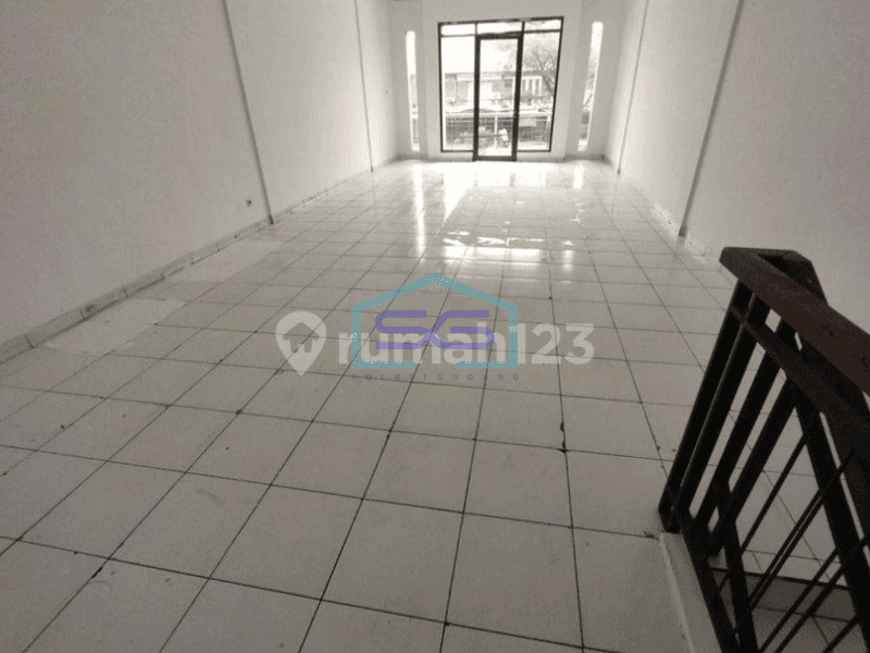 Disewakan Ruko Mekar Utama Mainroad Mekar Wangi Bandung