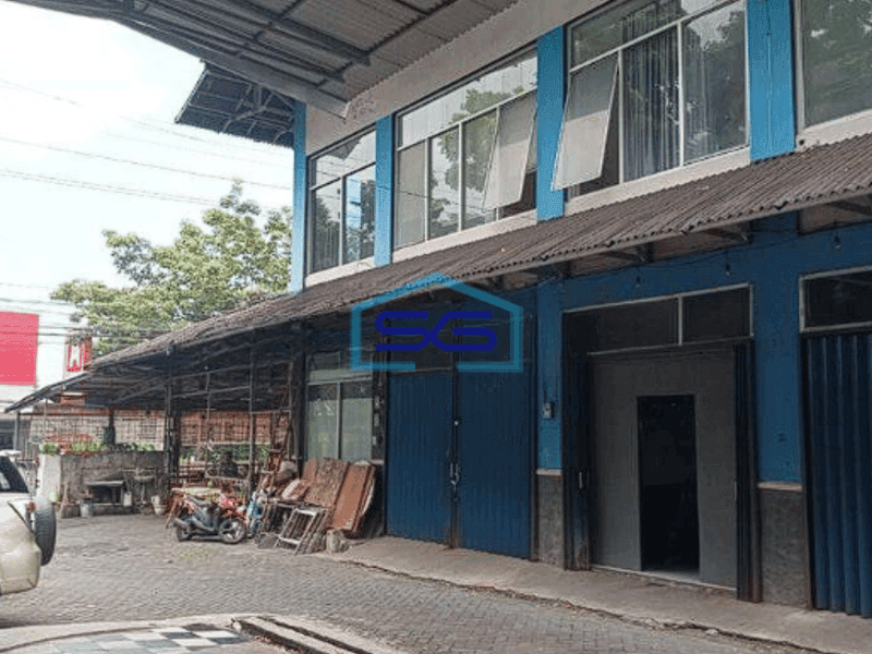 Disewakan Ruang Usaha Ex Showroom di Jl Tololiu Supit Manado LB 500m2