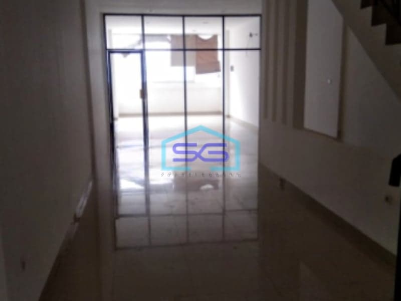 Dijual Ruko Luas Bangunan  240 m² Lokasi di Pluit Jakarta Utara