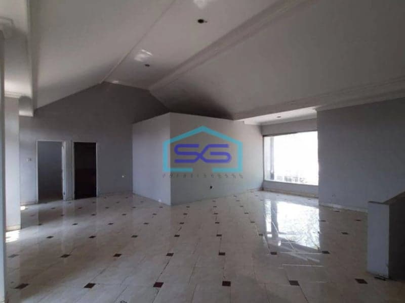 Disewakan Ruko Murah Besar Parkir Luas Cocok Kantor Dekat Kota Yogyakarta LT 400m2