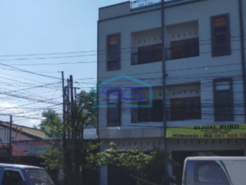 出售：位于日惹班图尔Banguntapan商业区的店屋（土地与建筑），占地522平方米