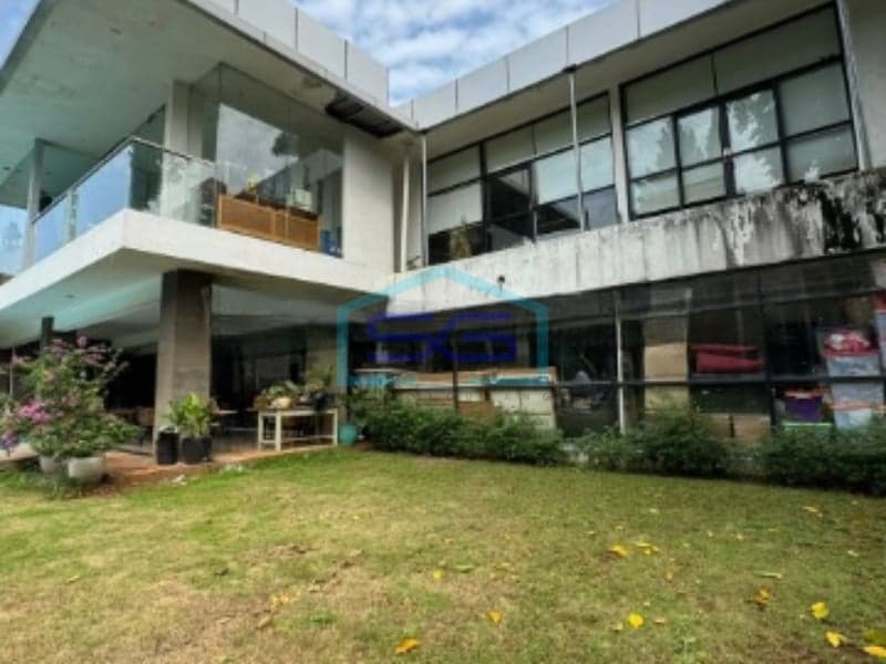 Commercial Land and Building for Sale in Kemang, South Jakarta LA 1630m2