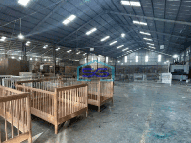 Dijual Gudang Pabrik Furniture Lokasi di Jepara Luas Tanah 16000 m