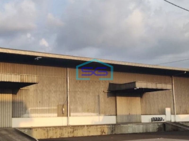 Disewakan Gudang Sudah Renovasi Shm, Luas 2148m2 di Kalideres Jakarta Barat