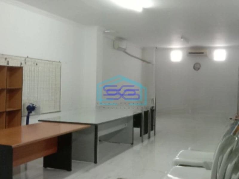 Disewakan Gudang Ada Kantor Siap Pakai Luas Bangunan  765 m² Lokasi Bebas Banjr di Depok Sleman