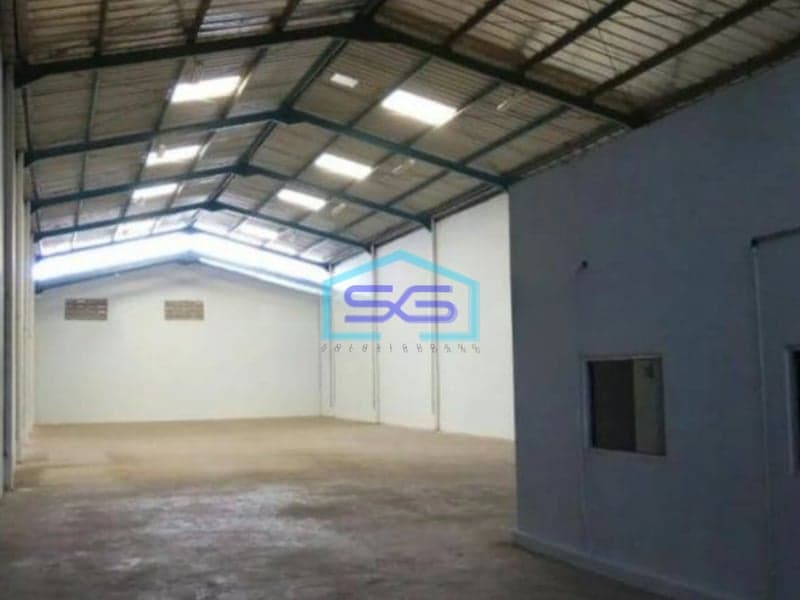 Disewakan Gudang Taman Tekno Bsd Tangerang Selatan LT 600m2