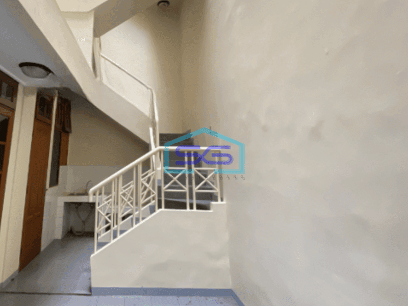 Dijual 2 Ruko Gandeng Di Sampig Stasiun KRL Jayakarta Mangga Dua Jakarta Pusat