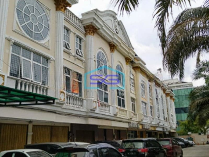 Disewakan Ruko Gandeng di Komplek Ruko Crown Palace Tebet Jakarta Selatan LB 700m2